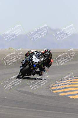 media/May-14-2023-SoCal Trackdays (Sun) [[024eb53b40]]/Turn 12 (1145am)/